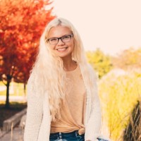 Alexa Robertson Email & Phone Number