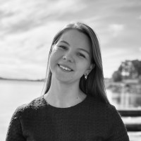 Ekaterina Naydenova Email