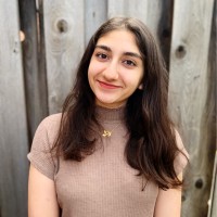 Nida Nasir Email
