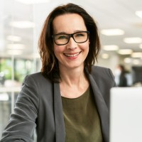 Verena Schödel Email