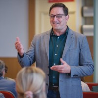 CRE Marketing Hub Employee Mark Kingston's profile photo