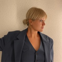 Başak Uğraş Email