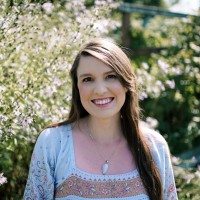 Alena Lyons Email & Phone Number