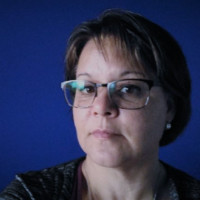 Lynne Groulx Email & Phone Number