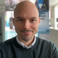 Fredrik Leander Email