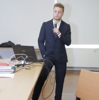 Simone Davitti Email