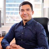 Sebastián Figueroa Email