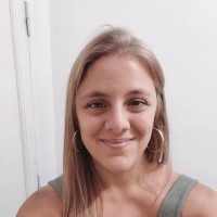 Constanza Molina Email