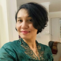 The Goverment of Jakarta Employee Suharti Sutar's profile photo