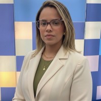 Karina Lopes Email