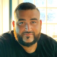 Marine Home Center Employee Bruno Luna's profile photo