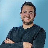 Cesar MacIas Email