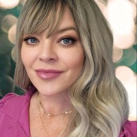 Federal Contractor Employee Jackie Wardell's profile photo