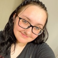 Warby Parker Employee Halley R's profile photo
