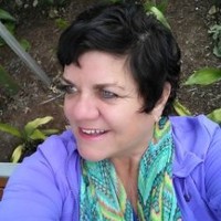 Suzanne Manning Email & Phone Number