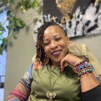 Monique Thompson Email