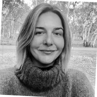 Belinda Heinrich Email
