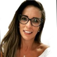 Ticket Log Employee Aline Vargas's profile photo