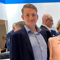 Maximilian Hillenberg Email