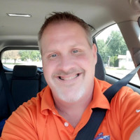 Vanguard National Trailer Employee Eric Connell's profile photo