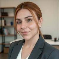 SETELOC Employee Thais Nertz's profile photo