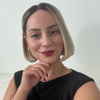 Versatile Surfaces Employee Gizem Ertunk's profile photo
