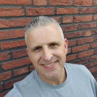 Dennis Huf Email