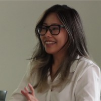 Yan Lee Email
