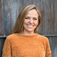 Lindsay Grant Email & Phone Number