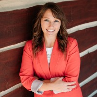 800.com Employee Chelsea Batschke's profile photo