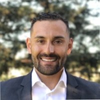 Lakin Tire Employee Roberto A's profile photo
