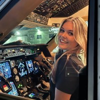 Eva Lucas Email