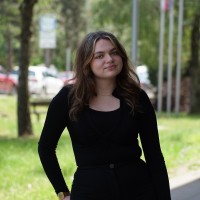 Nikolina Mišić Email