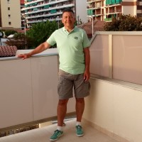 Ewan McLean Email