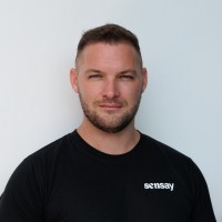 Dan Thomson Email