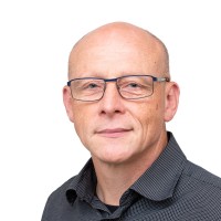 Mike de Vries Email