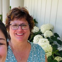 Prairie Electric Employee Debbie Dunsworth's profile photo