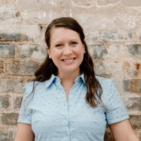 Caitlyn Holt Email & Phone Number