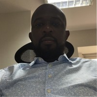 Email di Olukayode Akande