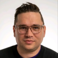 Brad R.