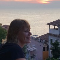 Irma Peters Email