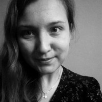Anna Bobrowska Email