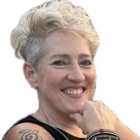 Lisa Castang Email & Phone Number