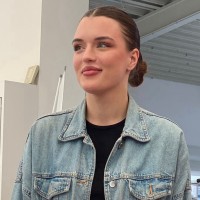 Valeriia Zakrasniana Email