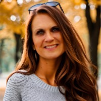 Wynne Smith Email & Phone Number