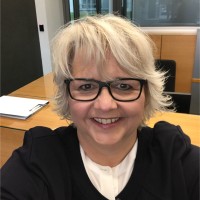Eva Becker Email