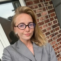 Alexandra Rehušová Email