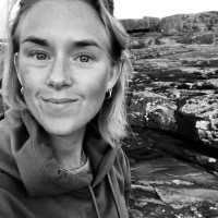 JLT Mobile Computers Employee Hanna Proohf's profile photo