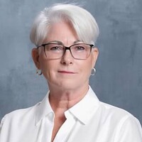 Ellen Vickers Email & Phone Number