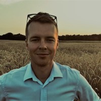 Mateusz Tołłoczko Email